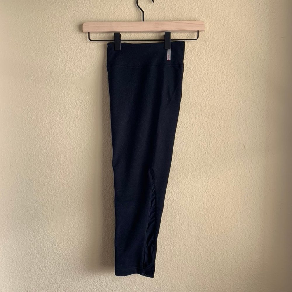Zella Crop Leggings with Mesh Sides - Picture 4 of 5